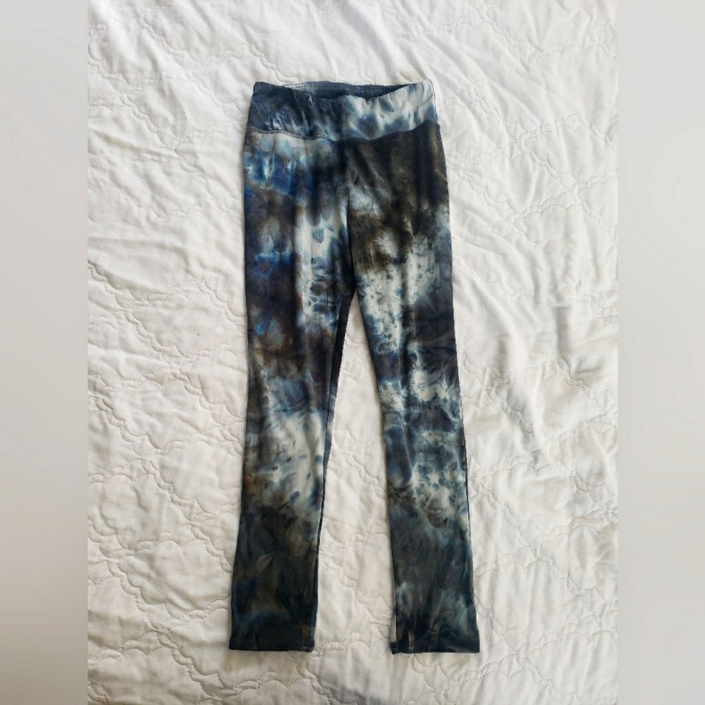 Fashion Nova Stretchy Leggings, Blue/Gray Smoke Print High Rise Tie-dye Leggings